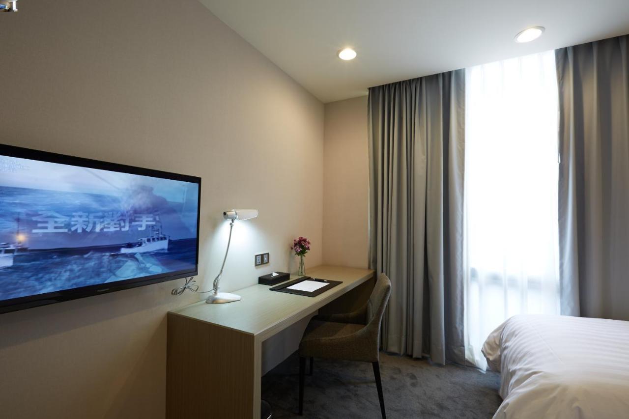 Hunt Champion Hotel Taichung Exterior photo